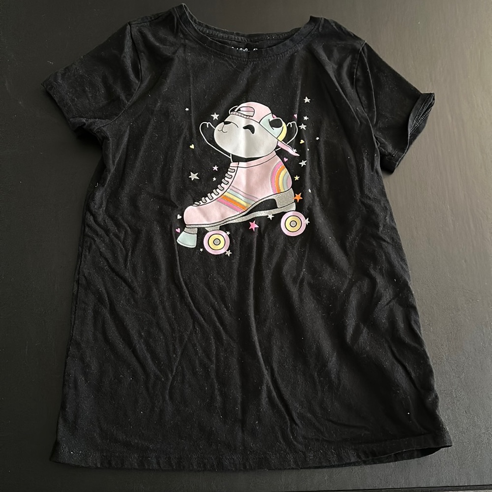 Cat & Jack panda in skate t-shirt for girls size 10 12